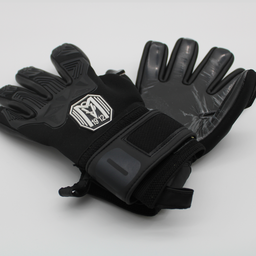 SVM Torwarthandschuh Black