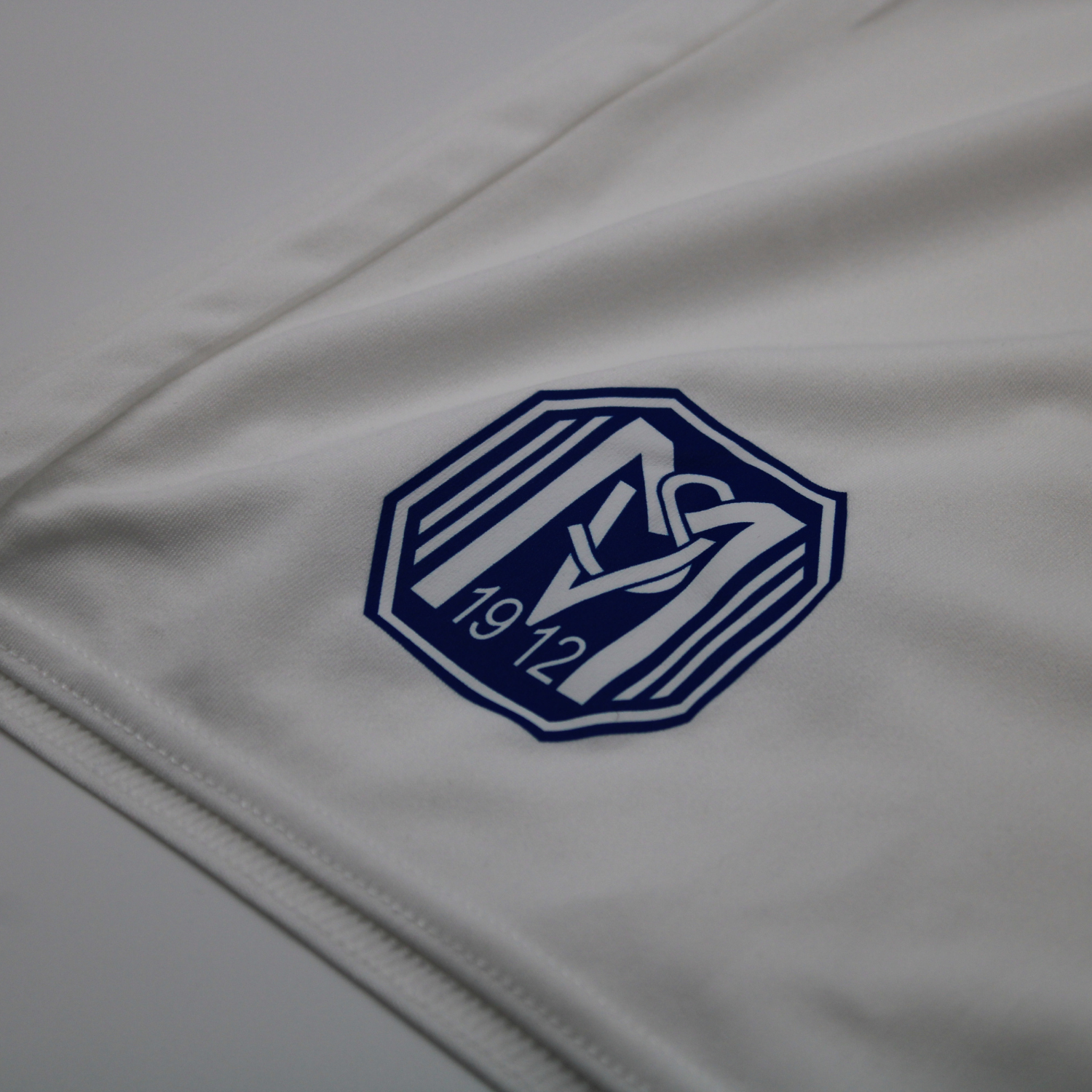 SVM Shorts white