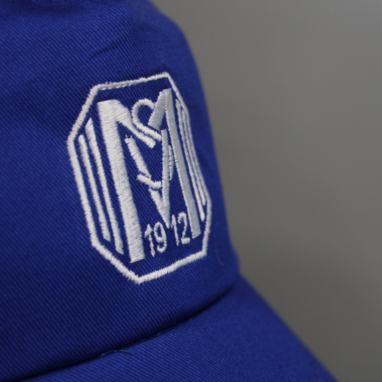 SVM Cap blue