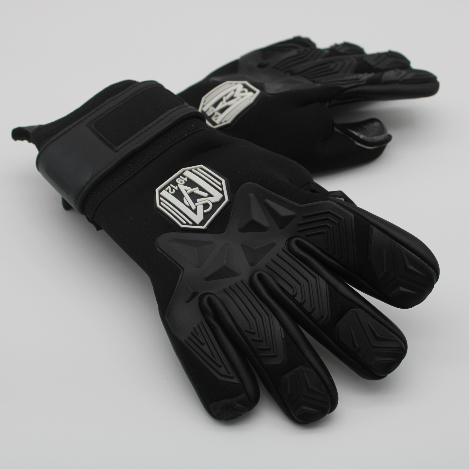 SVM Torwarthandschuh Black